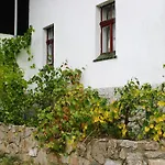 Nostalgia Hotel *