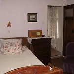 Hotel Nostalgia *
